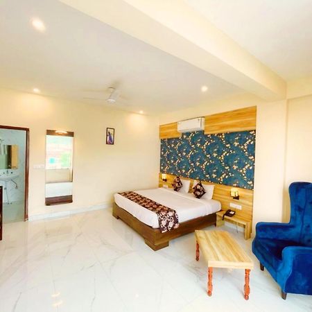 Hotel The Celebration By Amod Best Hotel & Rooftop Udaipur Exterior photo