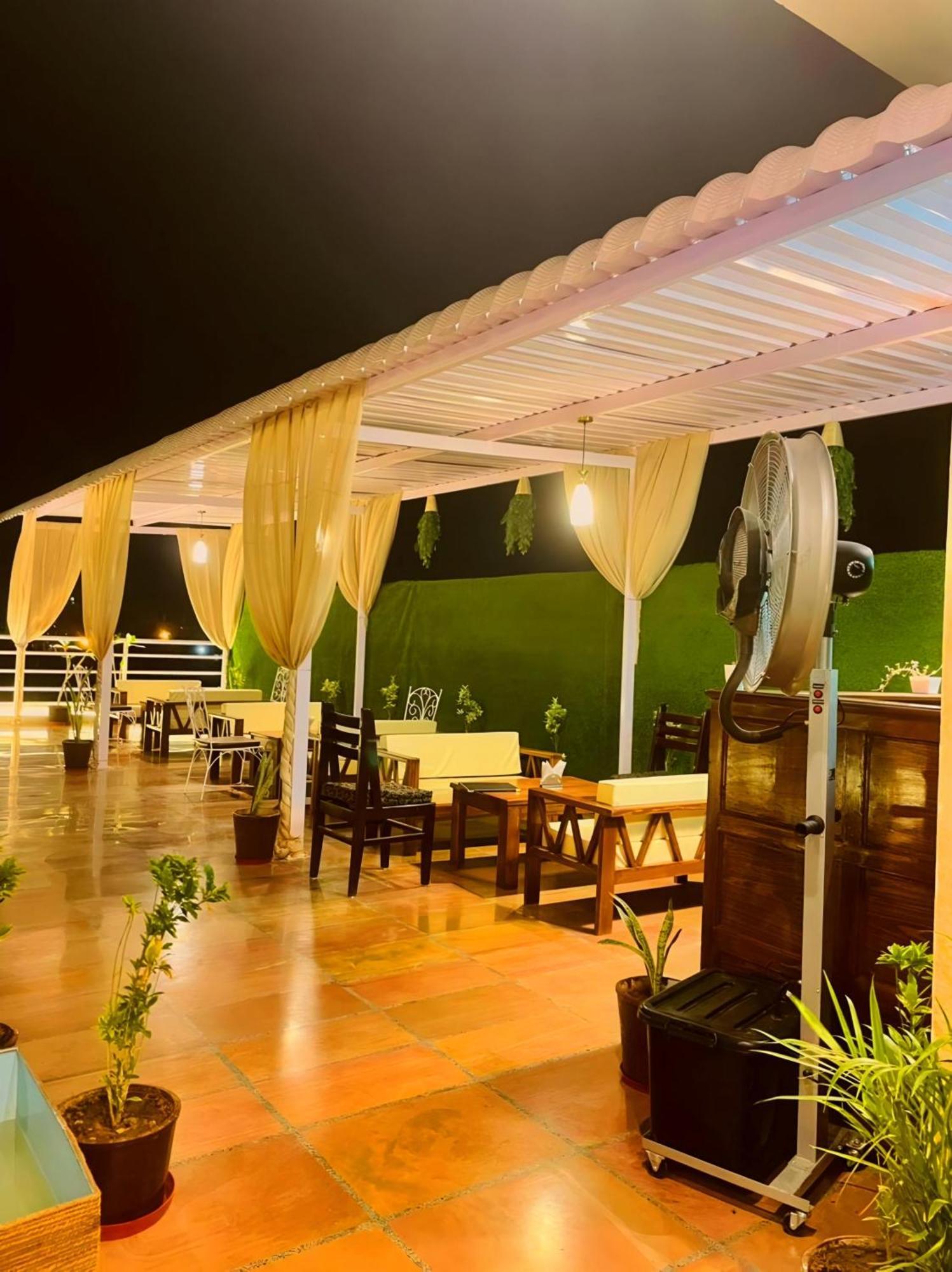 Hotel The Celebration By Amod Best Hotel & Rooftop Udaipur Exterior photo